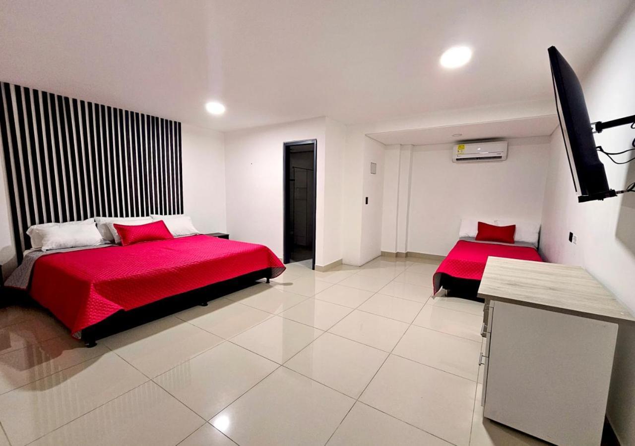 Hotel Ofix Medellin Exterior photo