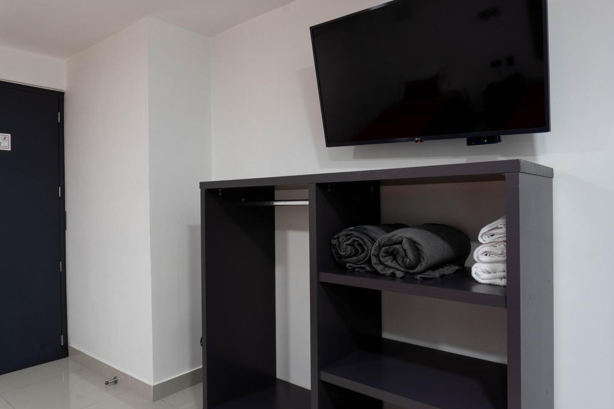 Hotel Ofix Medellin Exterior photo