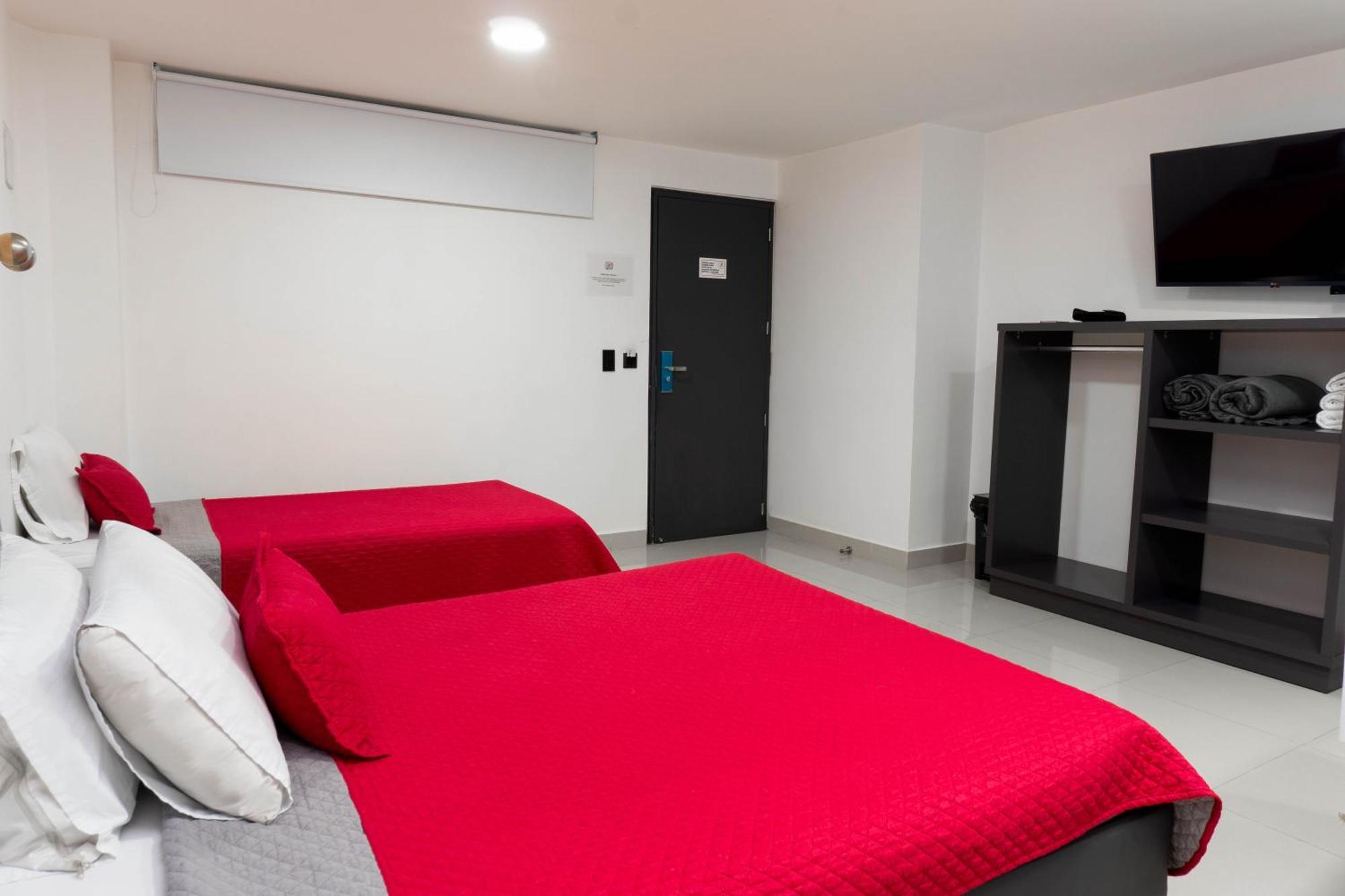 Hotel Ofix Medellin Exterior photo