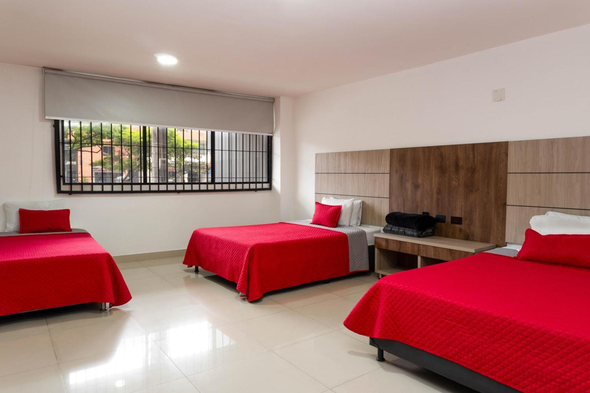 Hotel Ofix Medellin Exterior photo